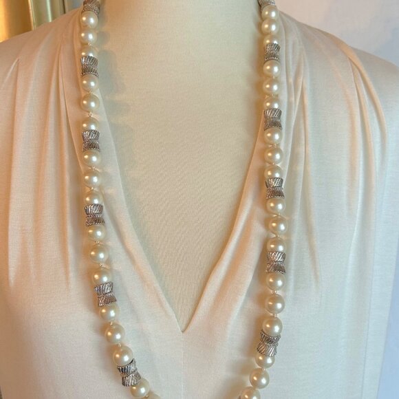 Talbots Handknotted Faux Pearl Necklace With Silver-Tone Accents Signed - Picture 1 of 11